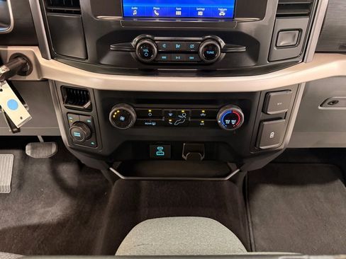 Used 2023 Ford F150 XLT image 21