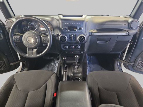 Used 2018 Jeep Wrangler Unlimited Sport S AWD/4WD image 10