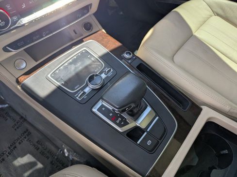 Used 2018 Audi Q5 Prestige w/ Prestige Package AWD/4WD image 15
