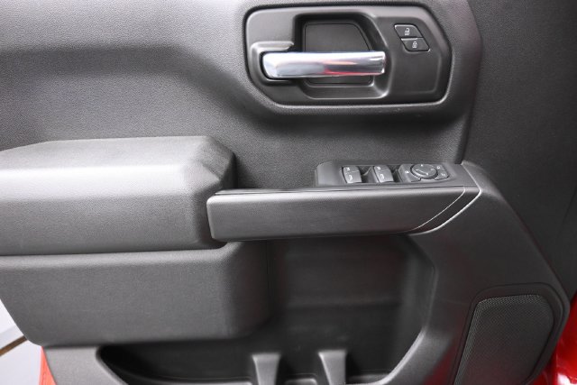 Used 2023 Chevrolet Silverado 1500 Custom Trail Boss w/ LPO, Dark Essentials Package AWD/4WD image 13