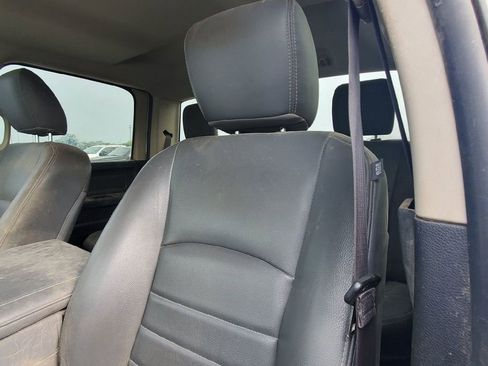 Used 2018 RAM 3500 Tradesman w/ Chrome Appearance Group AWD/4WD image 11