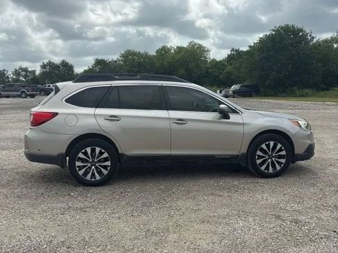 Used 2015 Subaru Outback 3.6R Limited AWD/4WD image 10