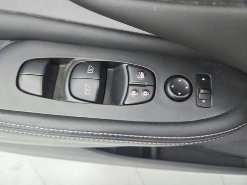 Used 2023 Nissan Murano SV w/ SV Midnight Edition Package FWD image 31