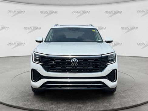 Certified 2026 Volkswagen Atlas SEL Premium R-Line AWD/4WD image 2