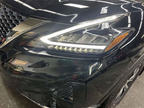 Used 2024 Nissan Murano SV image 9