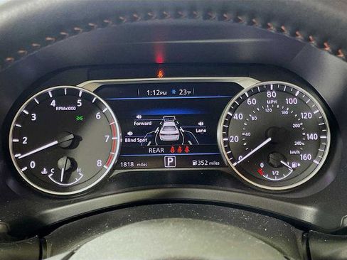 Certified 2024 Nissan Sentra SR w/ SR Premium Package image 10