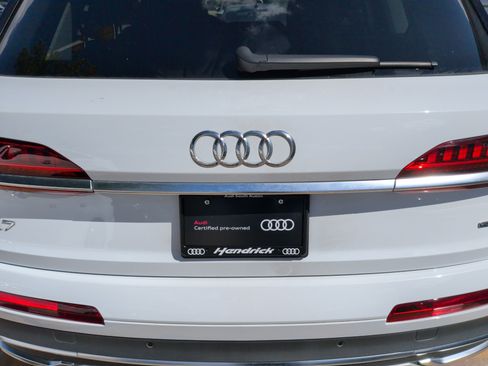 Used 2023 Audi Q7 3.0T Premium w/ Convenience Package AWD/4WD image 38