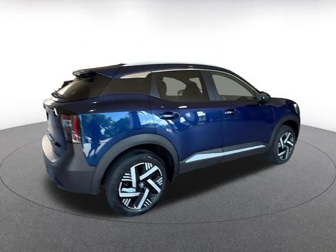 Used 2026 Nissan Kicks SV w/ Cold Weather Package FWD image 15