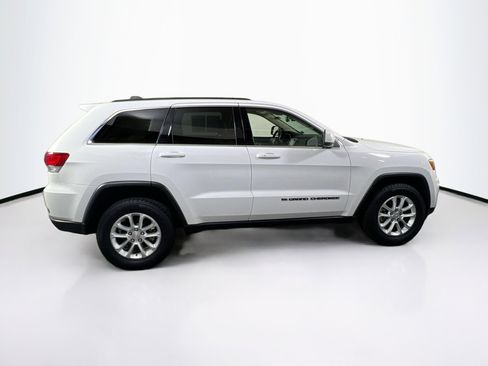 Used 2022 Jeep Grand Cherokee Laredo E w/ Security & Convenience Group AWD/4WD image 4