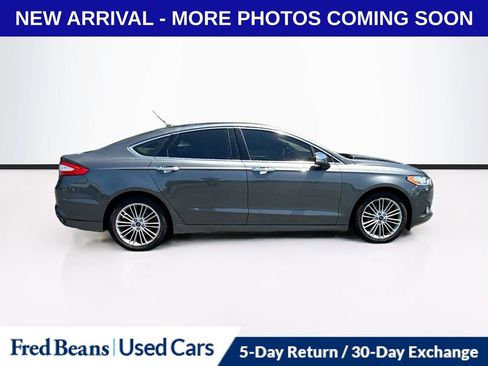 Used 2016 Ford Fusion SE w/ Equipment Group 202A AWD/4WD image 9