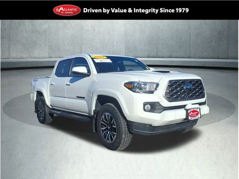 Used 2022 Toyota Tacoma TRD Sport image 1
