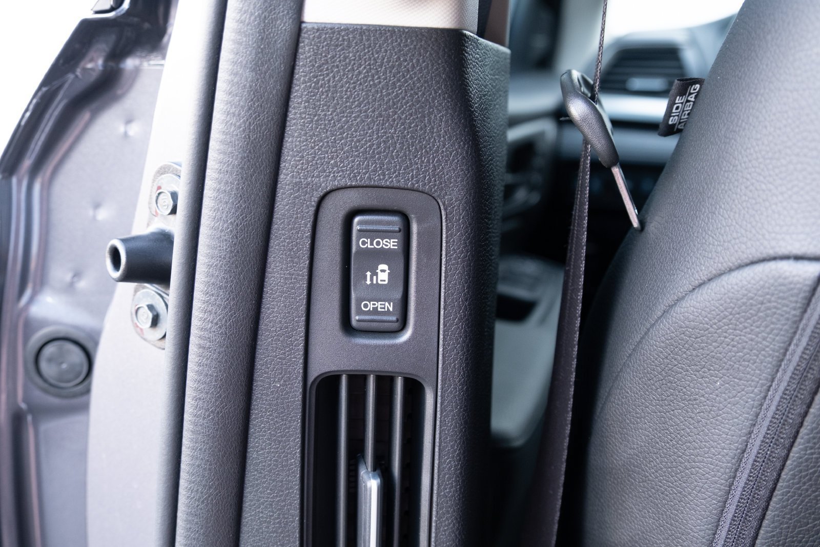 Used 2025 Honda Odyssey EX-L image 21