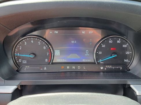 Used 2023 Ford Explorer XLT w/ Equipment Group 202A image 8