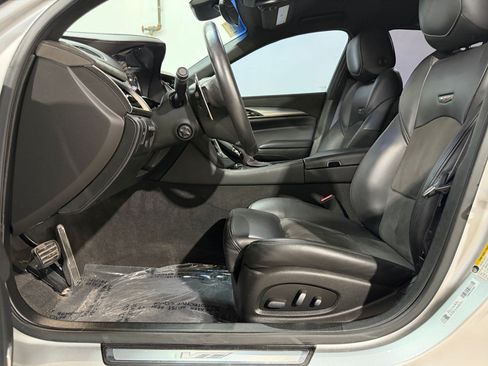 Used 2016 Cadillac CTS V w/ Luxury Package RWD image 5