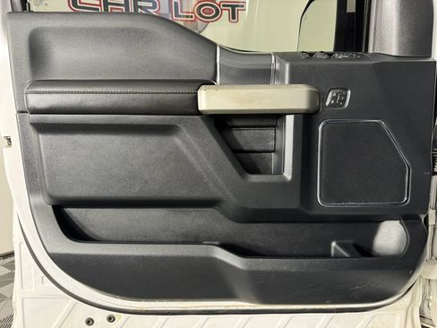 Used 2019 Ford F150 Lariat AWD/4WD image 38