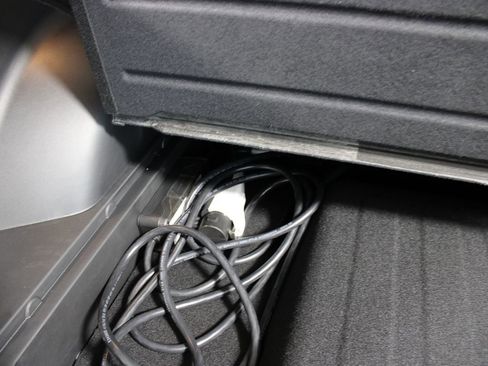 Used 2023 Hyundai Ioniq 5 Limited image 32