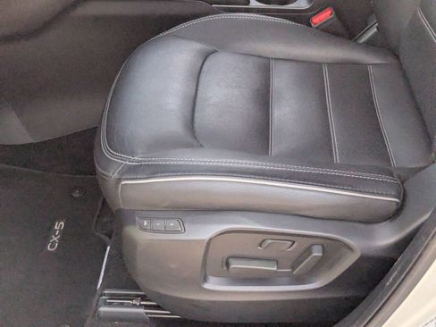 Used 2025 MAZDA CX-5 AWD 2.5 S w/ Preferred Package image 19