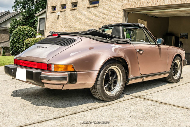 Used 1988 Porsche 911 Carrera RWD image 8