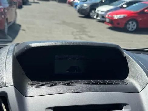 Used 2019 Ford Transit 350 XLT image 14