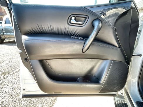 Used 2023 Nissan Armada SL w/ Midnight Edition Package image 14