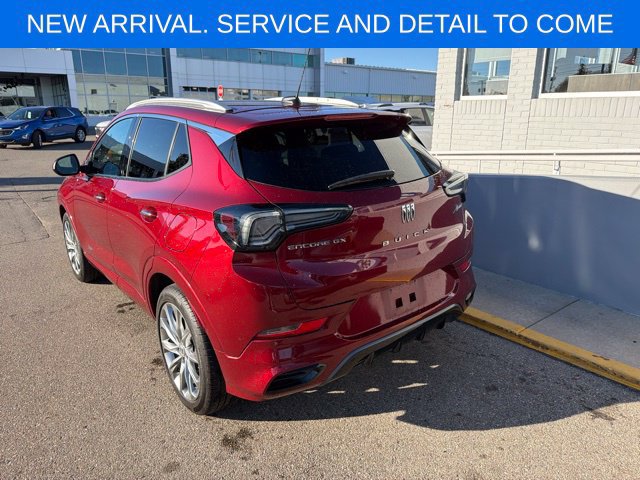 Used 2024 Buick Encore GX Avenir w/ Avenir Convenience Package FWD image 9