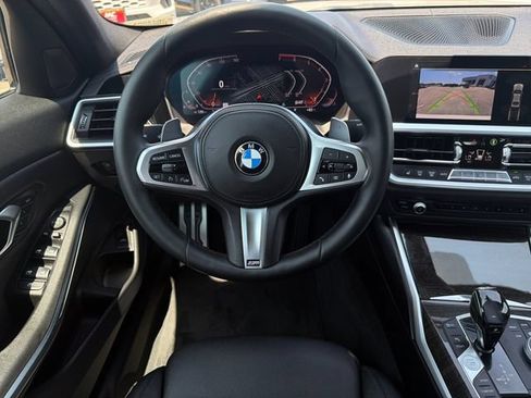 Used 2020 BMW 330i Sedan w/ M Sport Package RWD image 15