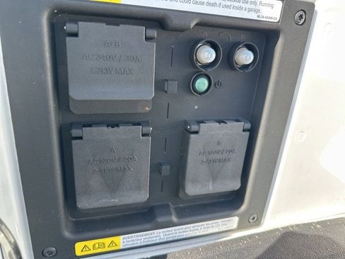 Used 2023 Ford F150 Lariat w/ Equipment Group 502A High image 63