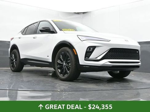 Used 2025 Buick Envista Sport Touring image 46