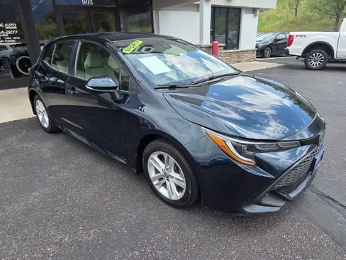 Used 2019 Toyota Corolla SE FWD image 3