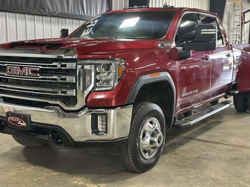 Used 2022 GMC Sierra 3500 SLE w/ SLE Convenience Package image 5