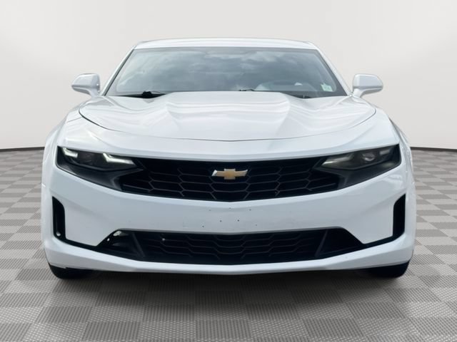 Used 2023 Chevrolet Camaro LT RWD image 2
