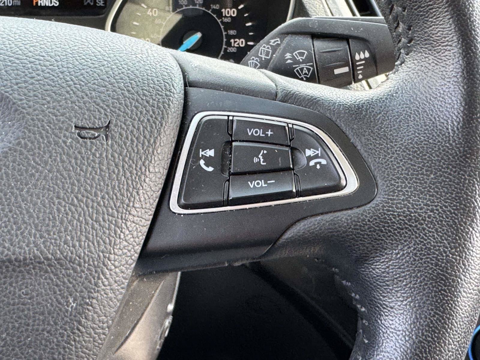 Used 2019 Ford Escape Titanium AWD/4WD image 19