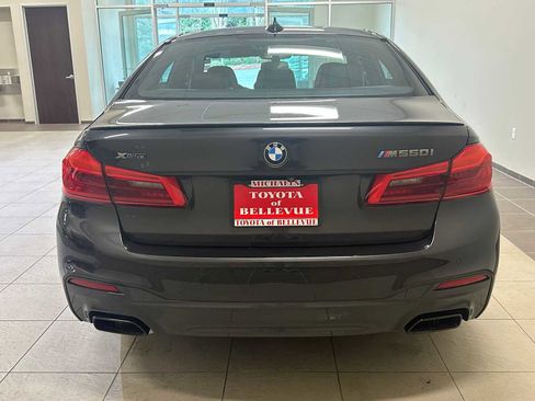 Used 2018 BMW M550i xDrive image 5