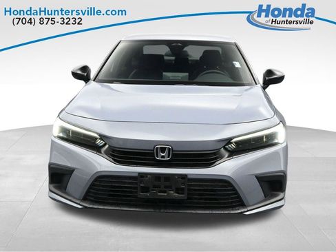 Used 2024 Honda Civic Sport image 3
