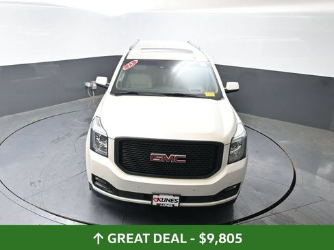 Used 2015 GMC Yukon XL Denali w/ Premium Package AWD/4WD image 47