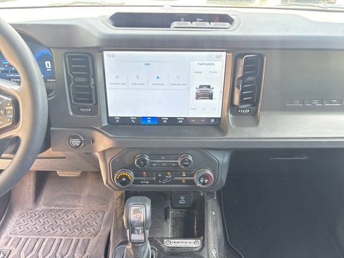 Used 2025 Ford Bronco 4-Door AWD/4WD image 23