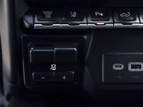 Used 2022 GMC Sierra 2500 AT4 w/ AT4 Premium Plus Package AWD/4WD image 47