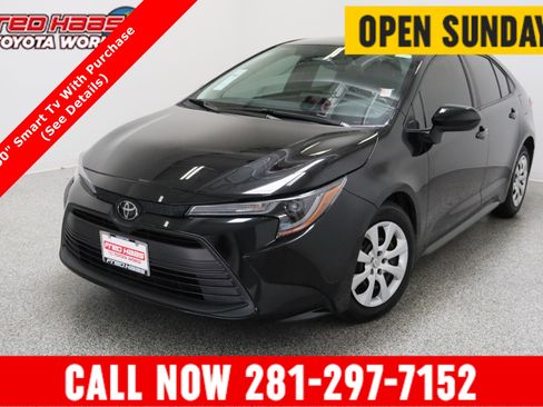 Used 2023 Toyota Corolla LE image 1