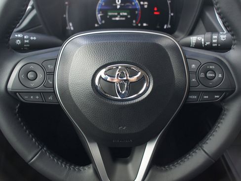 New 2026 Toyota Corolla Cross LE FWD image 24