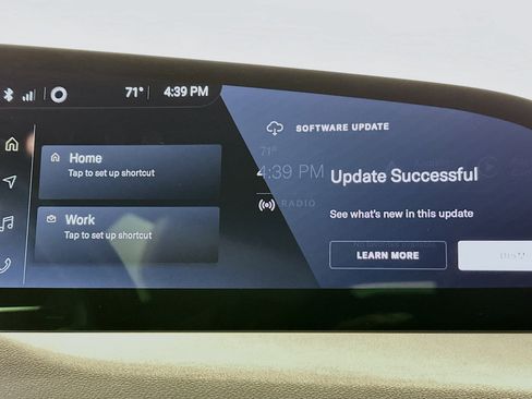 Used 2024 Lucid Air Touring AWD/4WD image 23