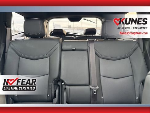 Used 2024 Cadillac XT6 Sport w/ Technology Package image 32