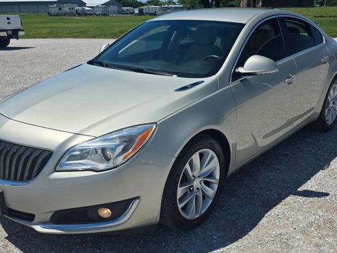 Used 2016 Buick Regal FWD image 7