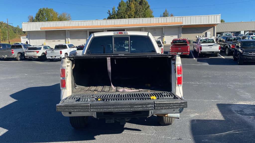 Used 2014 Ford F150 Lariat w/ Equipment Group 502A Luxury AWD/4WD image 26