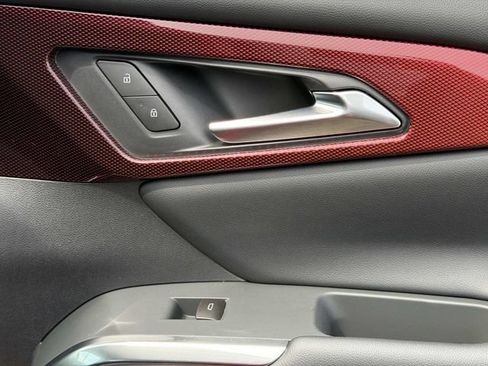 Used 2026 Chevrolet Traverse Z71 w/ Enhanced Driving Package AWD/4WD image 18