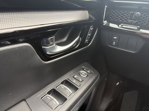 Used 2024 Honda CR-V EX-L image 27