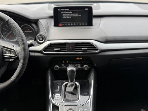 Used 2019 MAZDA CX-9 Touring image 16
