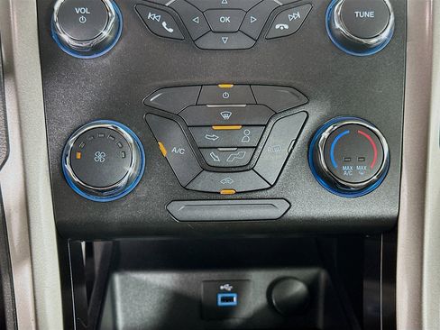 Used 2019 Ford Fusion S image 23