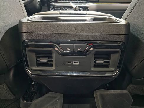 Certified 2024 Chevrolet Silverado 2500 ZR2 w/ Technology Package AWD/4WD image 19