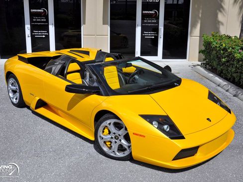 Used 2005 Lamborghini Murcielago Roadster image 6