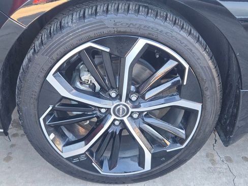 Certified 2024 Nissan Altima 2.5 SR w/ SR Premium Package image 32